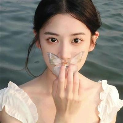 唯独我不屈在唱